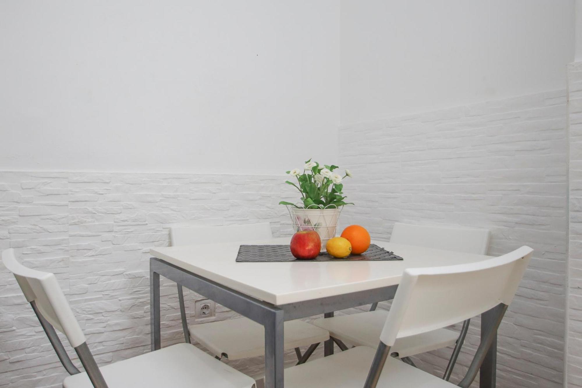 Lovely Apartment In The Old Town Of Sevilla Exteriör bild